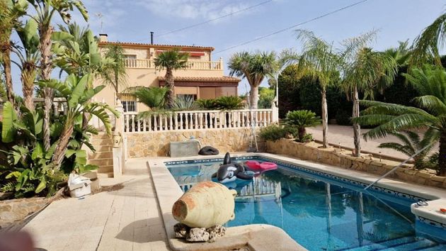 Foto 2 de Casa rural en venda a Centro - Elche de 5 habitacions amb terrassa i piscina