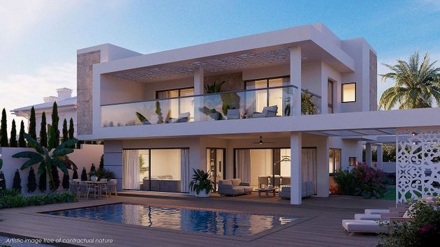 Foto 2 de Xalet en venda a Ciudad Quesada de 4 habitacions amb terrassa i piscina