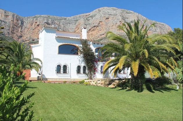 Foto 1 de Casa en venta en Casco Antiguo de 6 habitaciones con terraza y piscina