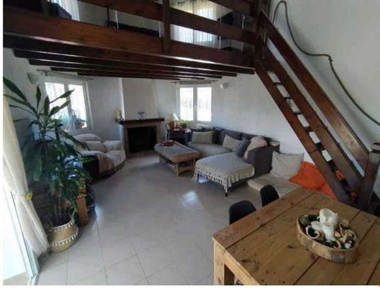 Foto 2 de Casa en venda a Casco Antiguo de 3 habitacions amb terrassa i piscina