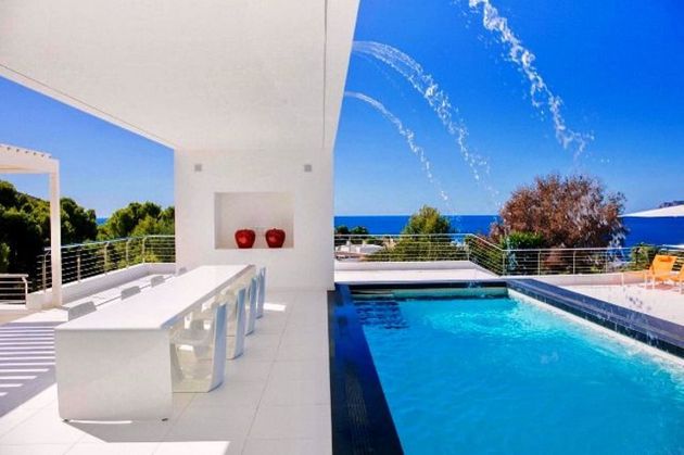 Foto 1 de Xalet en venda a El Portet - Pla de Mar de 7 habitacions amb terrassa i piscina