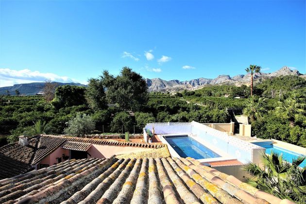 Foto 2 de Casa rural en venda a Plaça Eliptica-Republica Argentina-Germanies de 5 habitacions amb terrassa i piscina