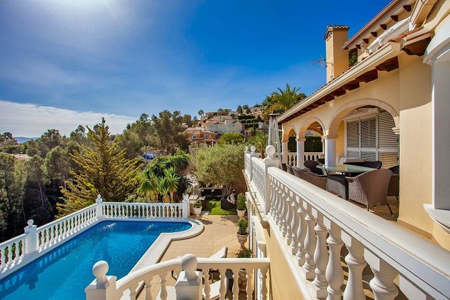Foto 2 de Casa en venda a Pedreguer de 6 habitacions amb terrassa i piscina