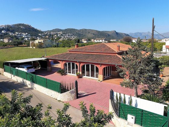 Foto 2 de Casa rural en venda a Pedreguer de 4 habitacions amb terrassa i piscina