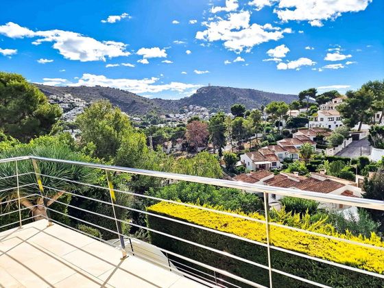 Foto 2 de Xalet en venda a El Portet - Pla de Mar de 4 habitacions amb terrassa i piscina