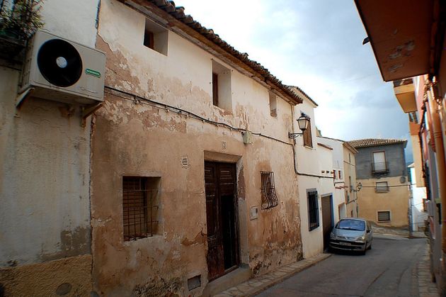 Foto 2 de Venta de casa en calle Darrere Cases de 4 habitaciones y 236 m²