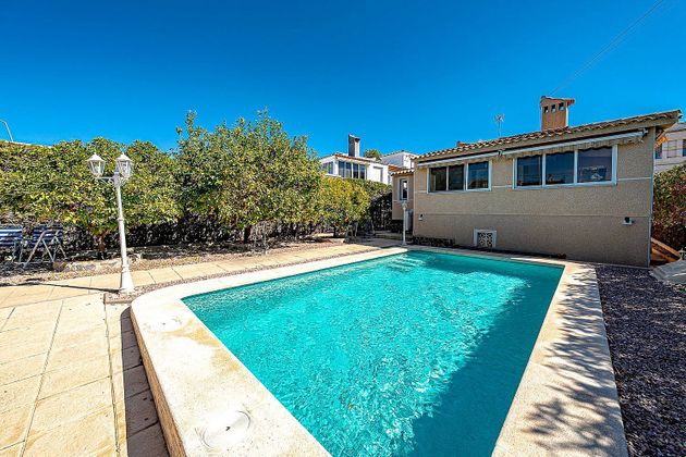 Foto 1 de Chalet en venta en Los Balcones - Los Altos del Edén de 3 habitaciones con terraza y piscina