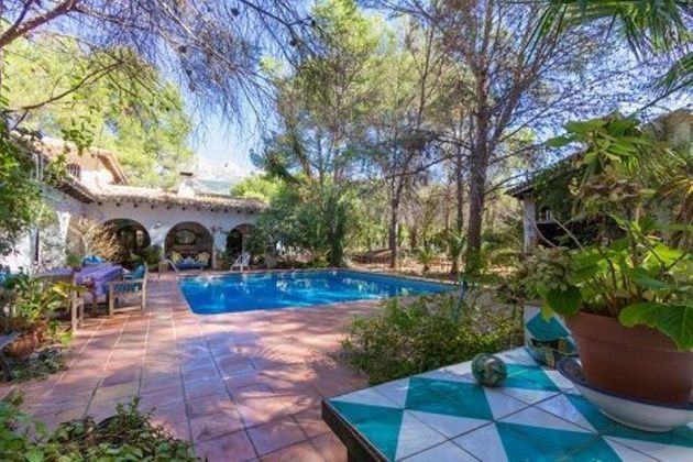 Foto 2 de Casa rural en venda a Callosa d´En Sarrià de 3 habitacions amb terrassa i piscina