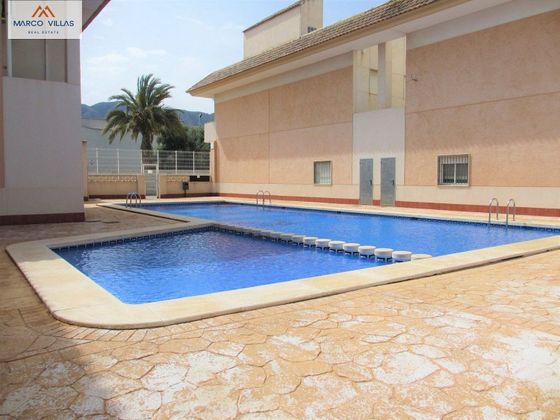 Foto 2 de Casa en venda a Cox de 3 habitacions amb piscina i balcó