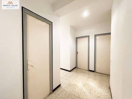 Foto 2 de Pis en venda a Zona Pueblo de 5 habitacions i 177 m²