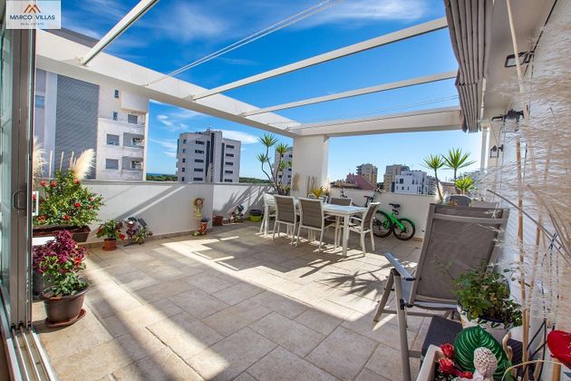 Foto 2 de Venta de ático en Puerto Deportivo de 3 habitaciones con terraza y piscina