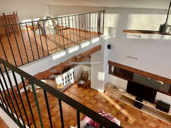Foto 2 de Alquiler de casa en Alfaz del Pi Pueblo-Urbanizaciones de 4 habitaciones con terraza y piscina