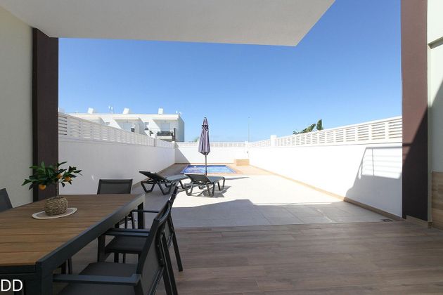 Foto 2 de Casa en venda a calle Pedreguer de 3 habitacions amb terrassa i piscina