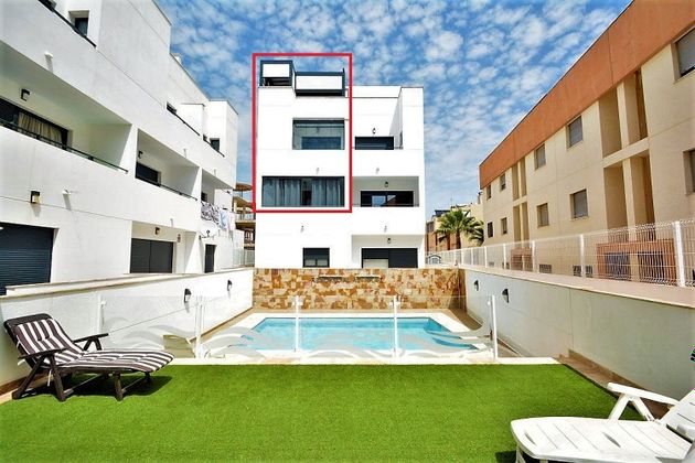 Foto 2 de Venta de dúplex en Urbanizaciones de 2 habitaciones con terraza y piscina