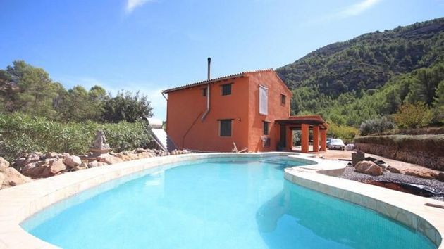Foto 1 de Casa rural en venda a Castell de Castells de 3 habitacions amb terrassa i piscina