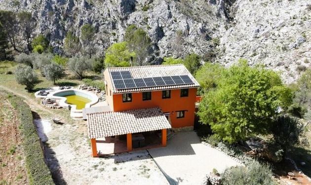 Foto 2 de Casa rural en venda a Castell de Castells de 3 habitacions amb terrassa i piscina