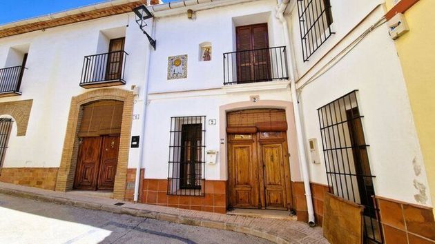 Foto 2 de Casa adossada en venda a Alcalalí de 5 habitacions amb terrassa i garatge