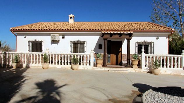 Foto 1 de Casa rural en venda a Freila de 3 habitacions amb terrassa i piscina