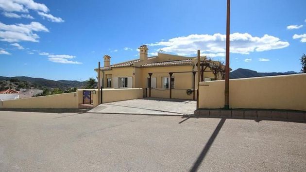 Foto 1 de Xalet en venda a Jalón/Xaló de 4 habitacions amb terrassa i piscina