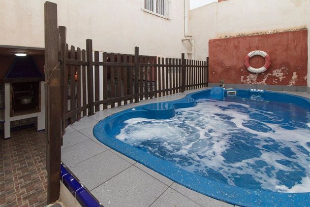Foto 1 de Venta de dúplex en Orihuela ciudad de 5 habitaciones con piscina y garaje
