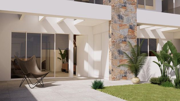 Foto 1 de Venta de dúplex en Campos de Golf - Villa Martin - Los Dolses de 3 habitaciones con piscina y jardín