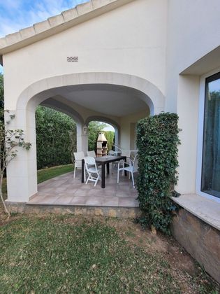 Foto 2 de Casa en lloguer a Oliva Nova de 3 habitacions amb terrassa i piscina