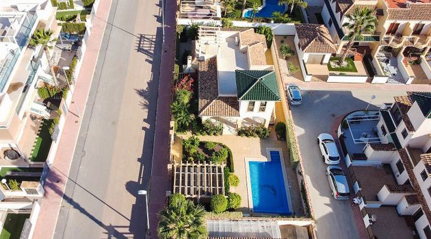 Foto 2 de Chalet en venta en Ciudad Quesada de 4 habitaciones con terraza y piscina