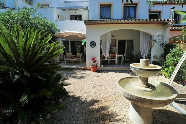 Foto 2 de Venta de casa adosada en Pedreguer de 3 habitaciones con terraza y piscina