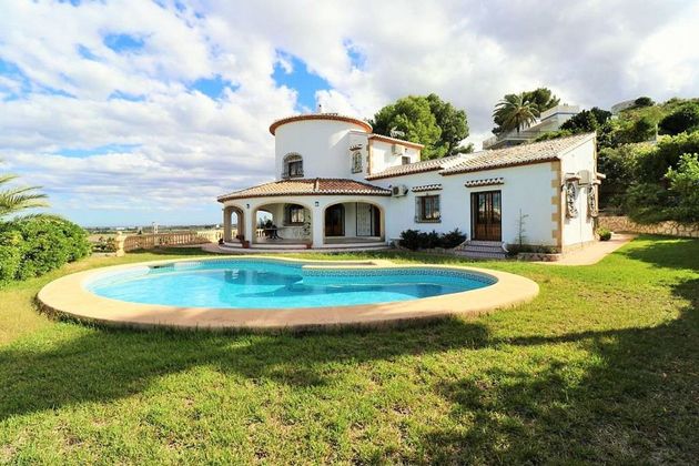 Foto 2 de Chalet en venta en Oliva pueblo de 4 habitaciones con terraza y piscina