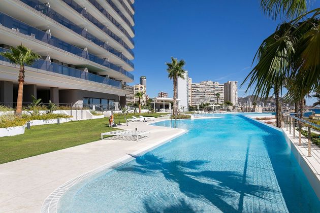 Foto 1 de Pis en venda a avenida De Uruguay de 3 habitacions amb terrassa i piscina