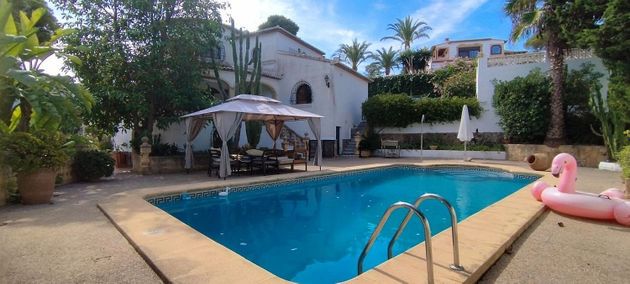 Foto 2 de Venta de chalet en Arenal de 5 habitaciones con terraza y piscina