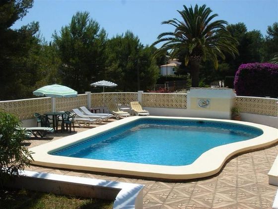 Foto 1 de Xalet en venda a Partides comunes - Adsubia de 7 habitacions amb terrassa i piscina