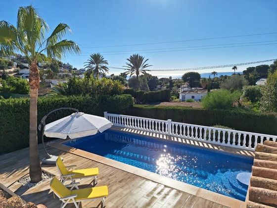 Foto 2 de Xalet en lloguer a Benissa de 3 habitacions amb terrassa i piscina