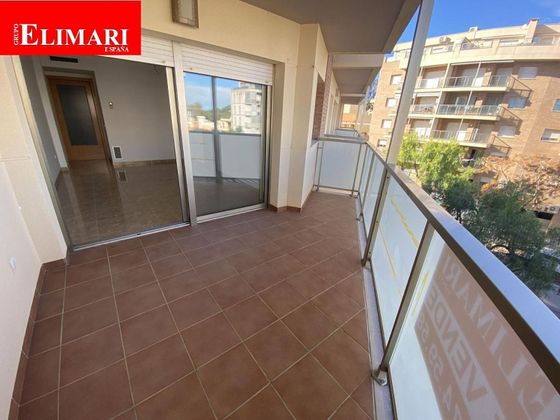 Foto 2 de Venta de piso en El Maset de 3 habitaciones con terraza y garaje