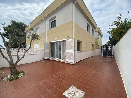 Foto 1 de Casa adossada en venda a Montsià de Mar de 3 habitacions amb terrassa i aire acondicionat
