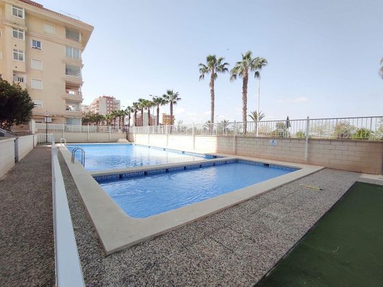 Foto 2 de Venta de ático en Puerto Deportivo de 2 habitaciones con terraza y piscina