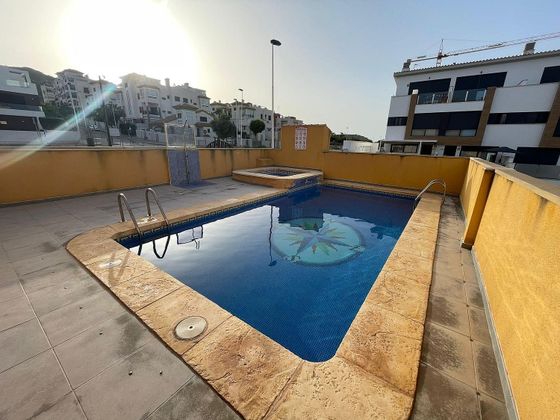 Foto 1 de Casa en venda a Urbanizaciones de 3 habitacions amb terrassa i piscina
