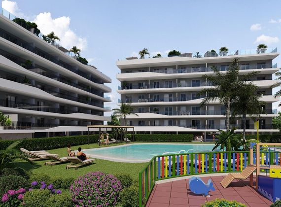 Foto 2 de Àtic en venda a Playa Tamarit - Playa Lisa - Gran Playa de 3 habitacions amb terrassa i piscina