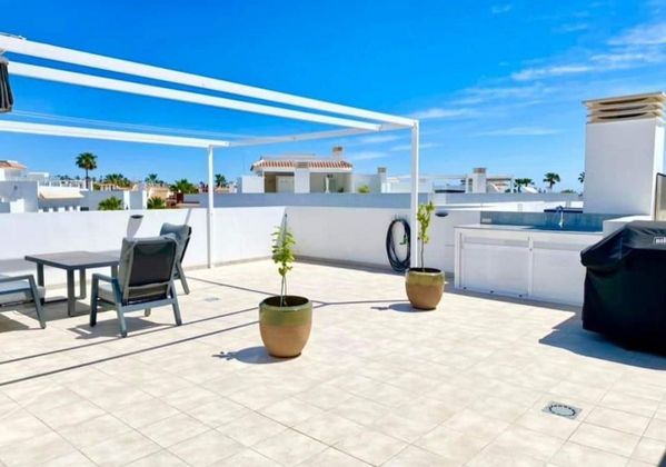 Foto 1 de Ático en venta en Ciudad Quesada de 2 habitaciones con terraza y piscina