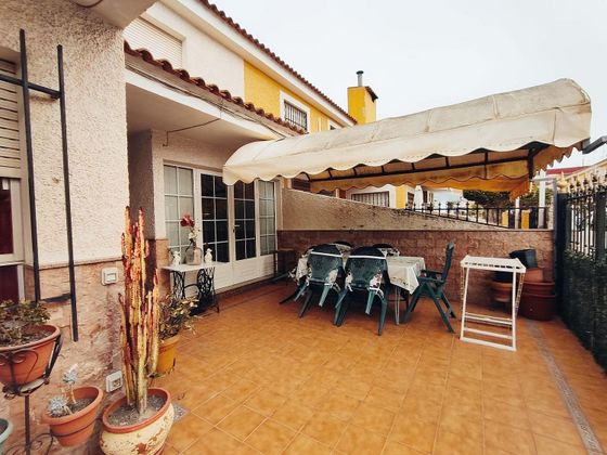 Foto 2 de Casa en venda a Almoradí de 5 habitacions amb terrassa i jardí