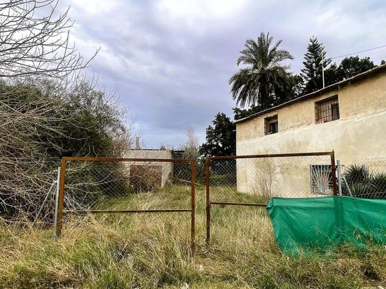Foto 2 de Casa rural en venda a Daya Nueva de 4 habitacions amb jardí