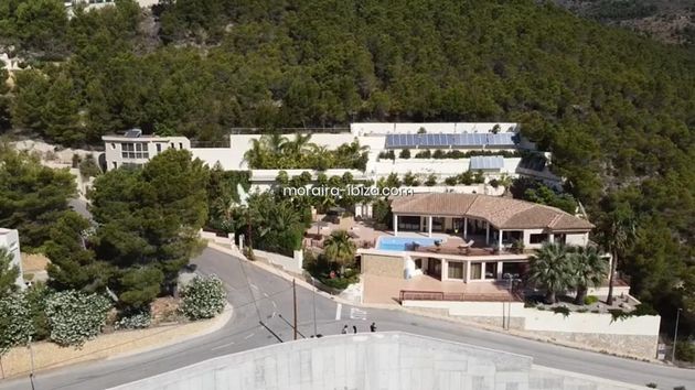 Foto 2 de Xalet en venda a Callosa d´En Sarrià de 6 habitacions amb terrassa i piscina