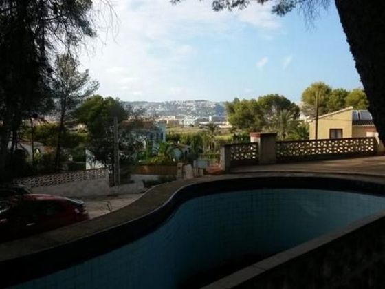 Foto 2 de Local en venda a Balcón al Mar-Cap Martí amb terrassa i piscina