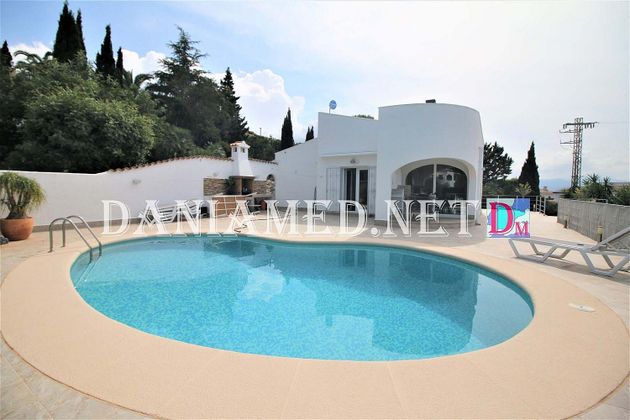 Foto 1 de Casa en venda a Pego de 3 habitacions amb terrassa i piscina