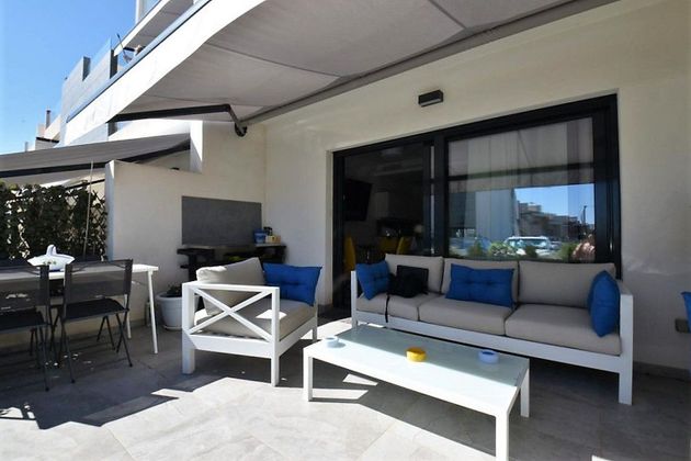 Foto 2 de Piso en venta en calle Pego de 3 habitaciones con terraza y piscina