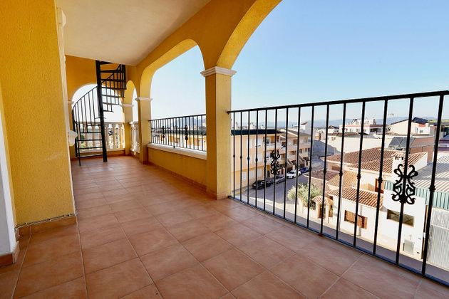Foto 1 de Venta de ático en calle Comunidad Valenciana de 2 habitaciones con terraza y piscina