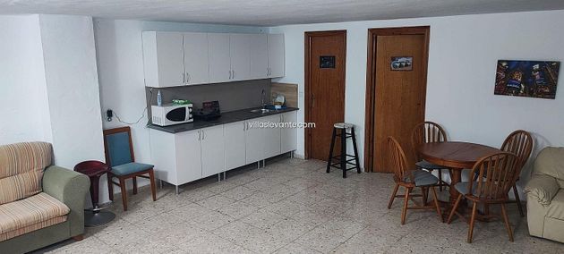 Foto 2 de Piso en venta en Rincón de Loix de 2 habitaciones con piscina y ascensor