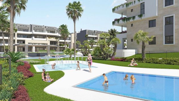 Foto 2 de Dúplex en venda a calle Pablo Picasso de 2 habitacions amb terrassa i piscina