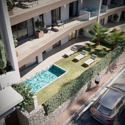 Foto 2 de Pis en venda a calle De Besora de 3 habitacions amb terrassa i piscina