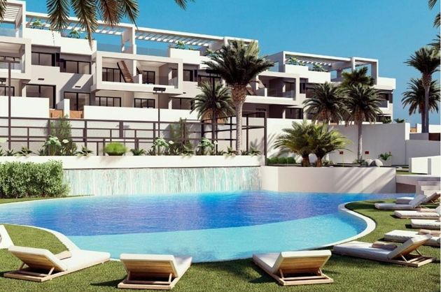 Foto 2 de Casa en venda a urbanización Lago Sol I de 2 habitacions amb terrassa i piscina